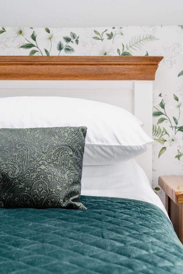 Lee House Bed & Breakfast Линтън Екстериор снимка