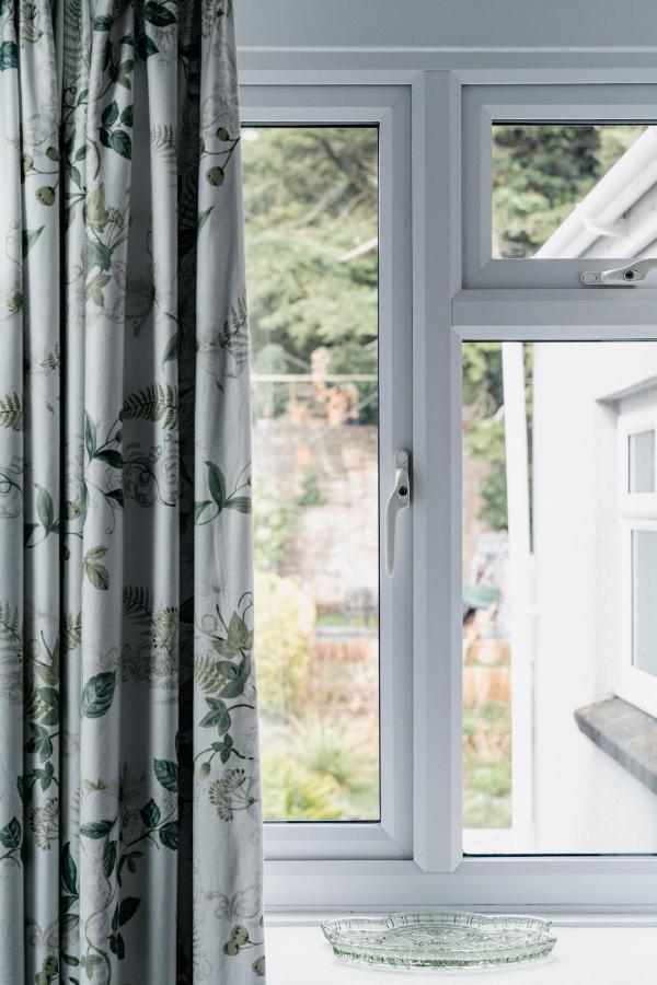 Lee House Bed & Breakfast Линтън Екстериор снимка