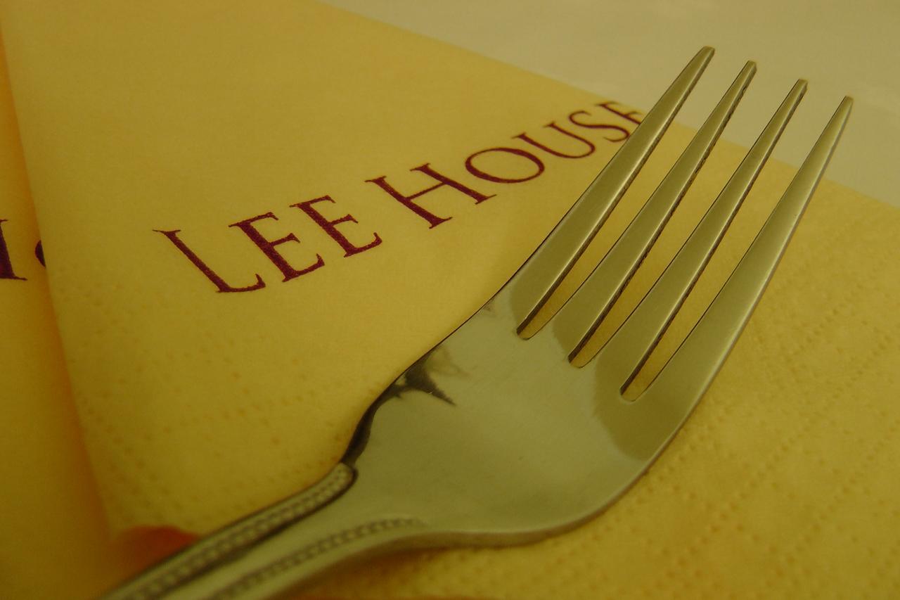 Lee House Bed & Breakfast Линтън Екстериор снимка